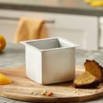 SQUARE CAKE PAN 203 x 203 x 102 mm, SQR084